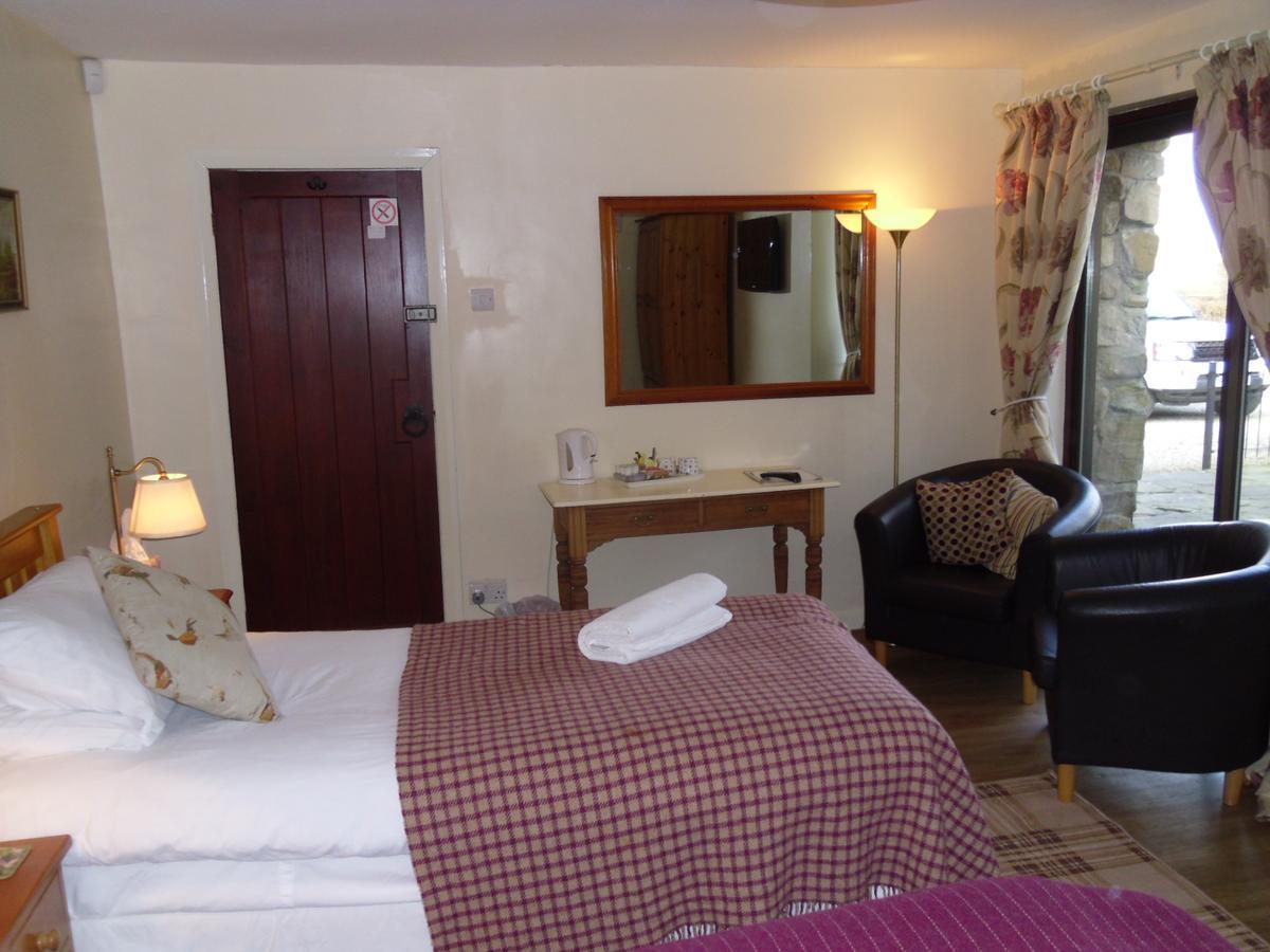 Tithe Barn Bed And Breakfast Карнфорт Экстерьер фото