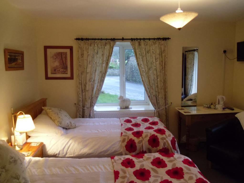 Tithe Barn Bed And Breakfast Карнфорт Экстерьер фото