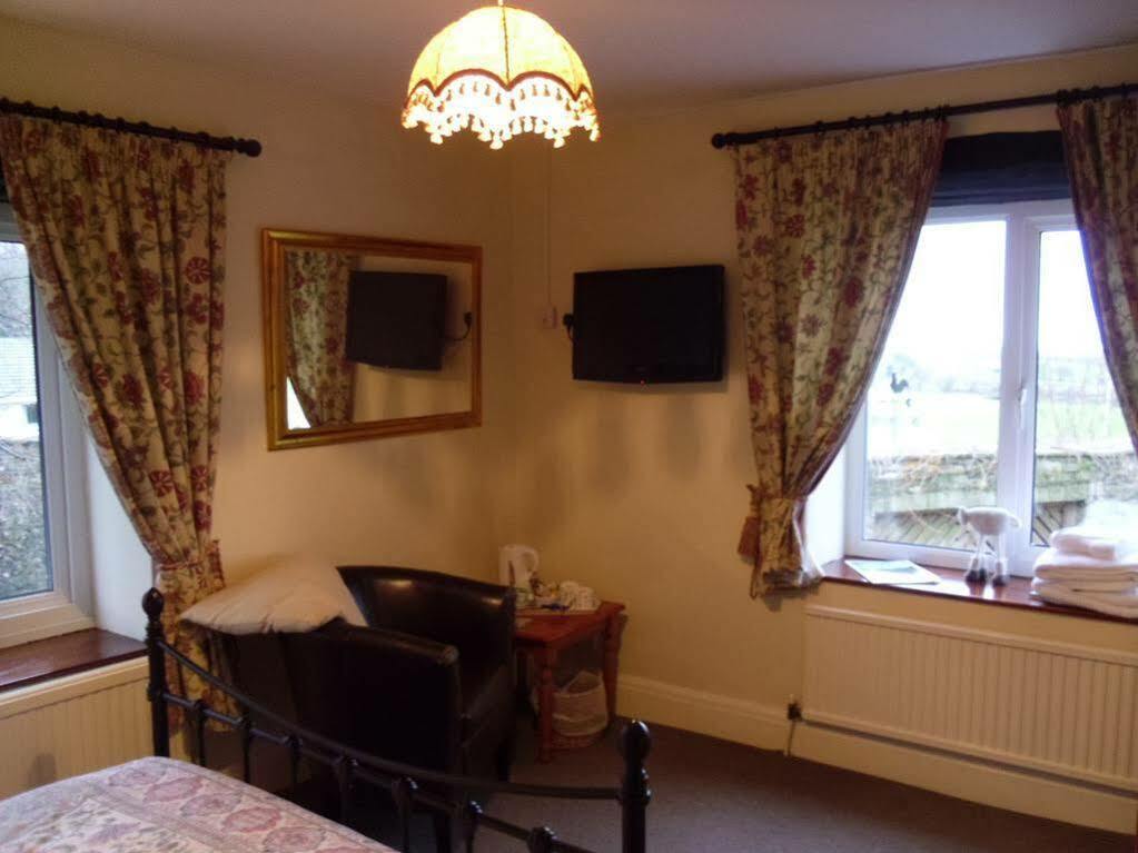Tithe Barn Bed And Breakfast Карнфорт Экстерьер фото
